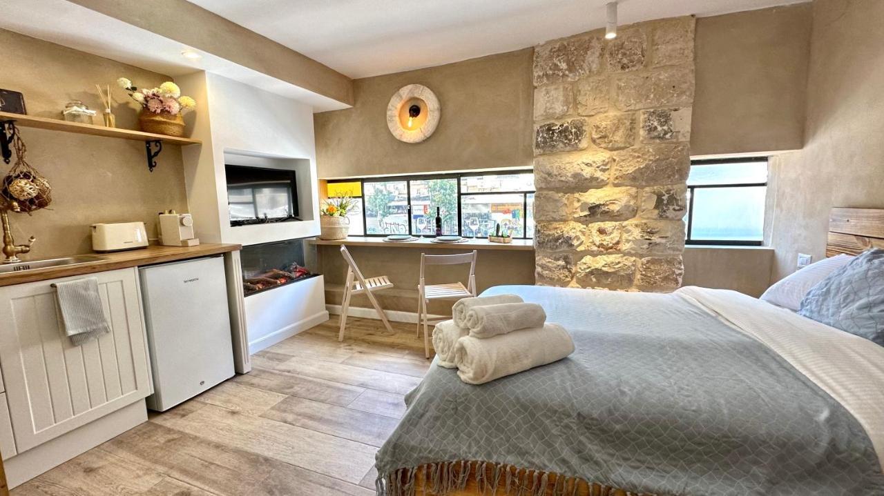 Boutique Apartment In Heart Of ハイファ エクステリア 写真