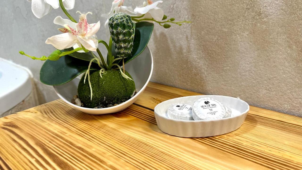 Boutique Apartment In Heart Of ハイファ エクステリア 写真