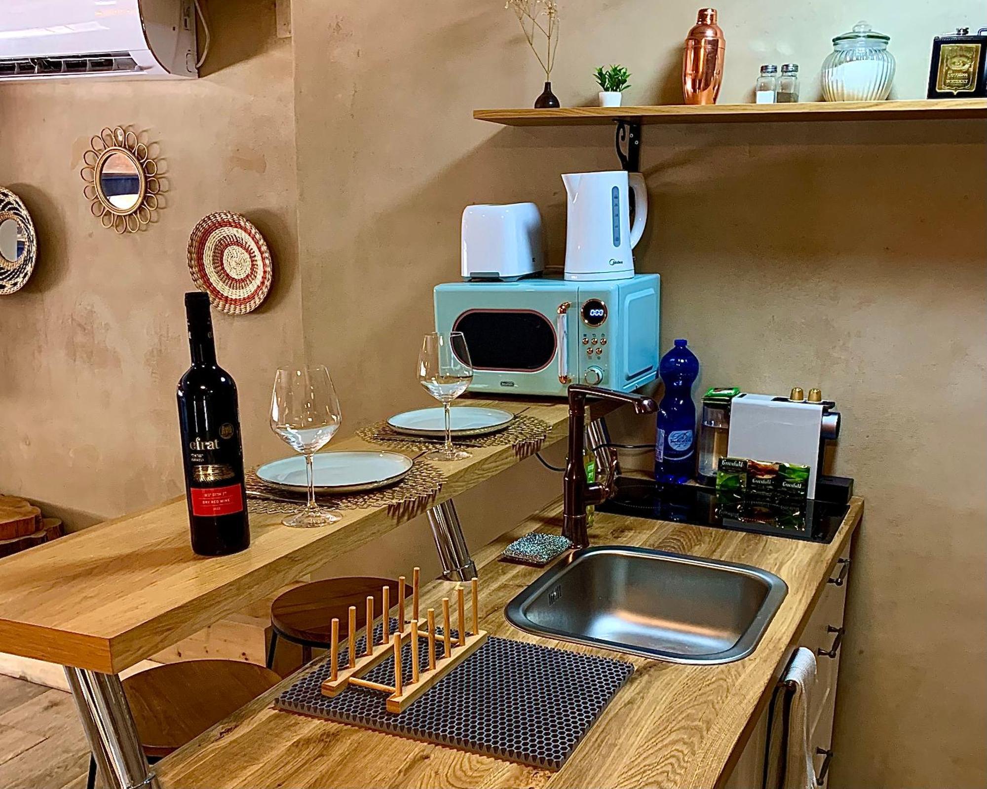 Boutique Apartment In Heart Of ハイファ エクステリア 写真