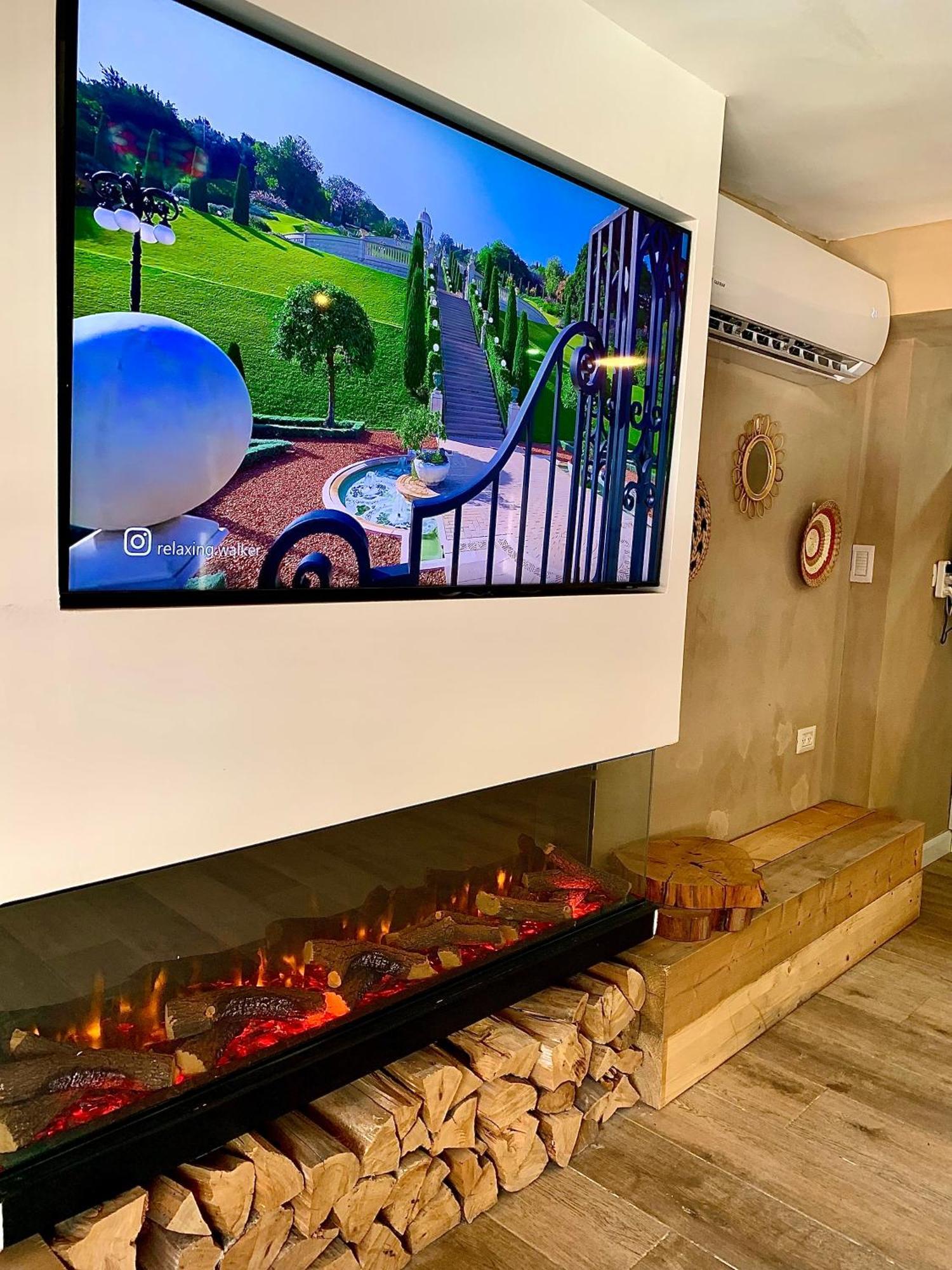 Boutique Apartment In Heart Of ハイファ エクステリア 写真